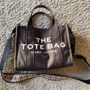 Marc Jacobs Black Tote Bag size Small